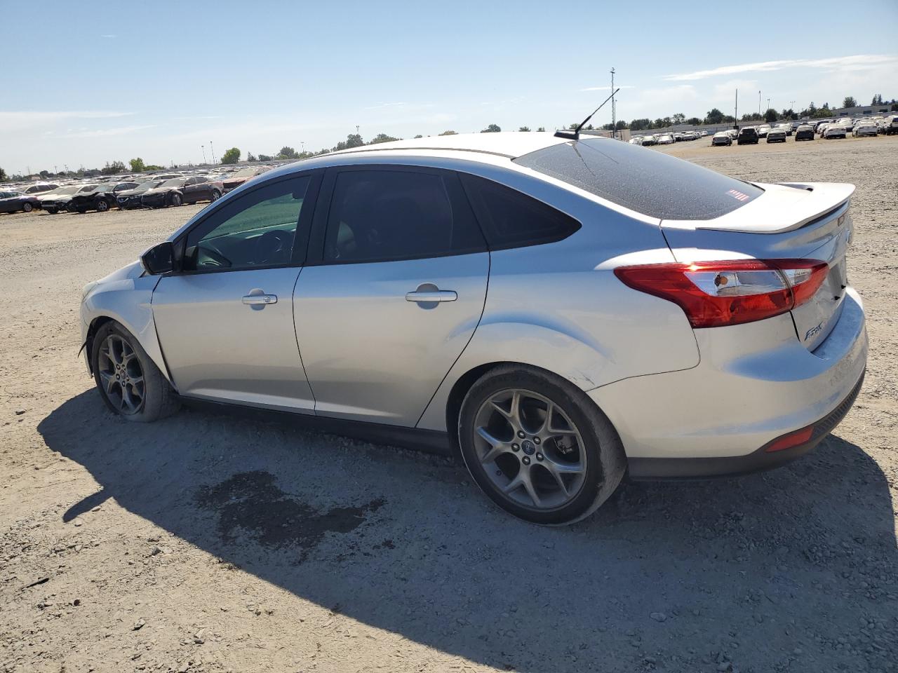 2014 Ford Focus VIN 1FADP3F26EL123935 Copart auction photo, front end damage thumbnail 2