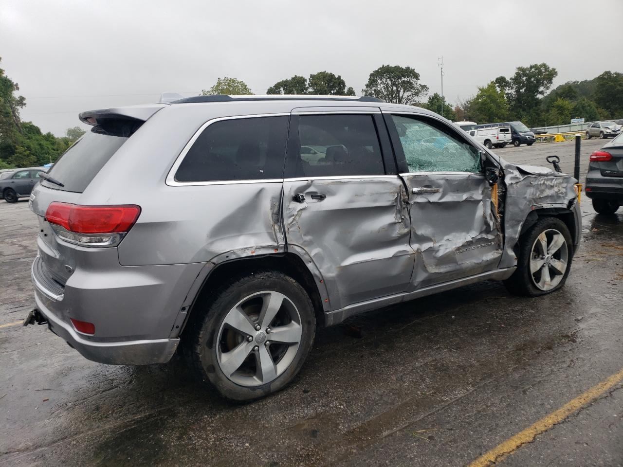 2015 Jeep Grand Cherokee VIN 1C4RJFCG1FC238088 Copart auction photo, all over damage thumbnail 3