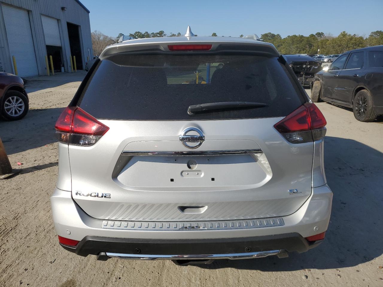 2019 Nissan Rogue VIN 5N1AT2MT5KC831227 Copart auction photo, front end damage thumbnail 6