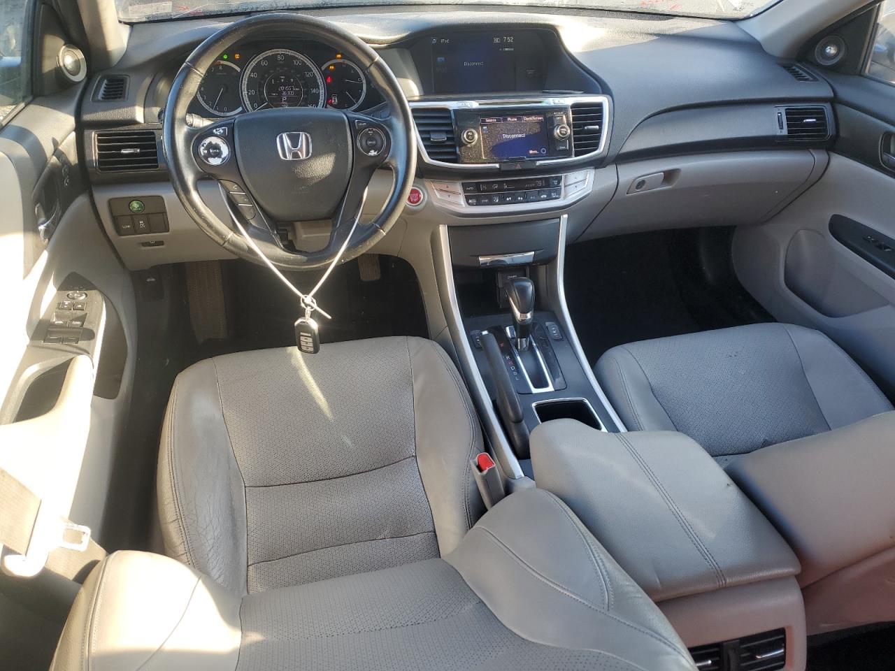 2013 Honda Accord VIN 1HGCR2F82DA112506 Copart auction photo, front end / minor dent/scratches damage thumbnail 8