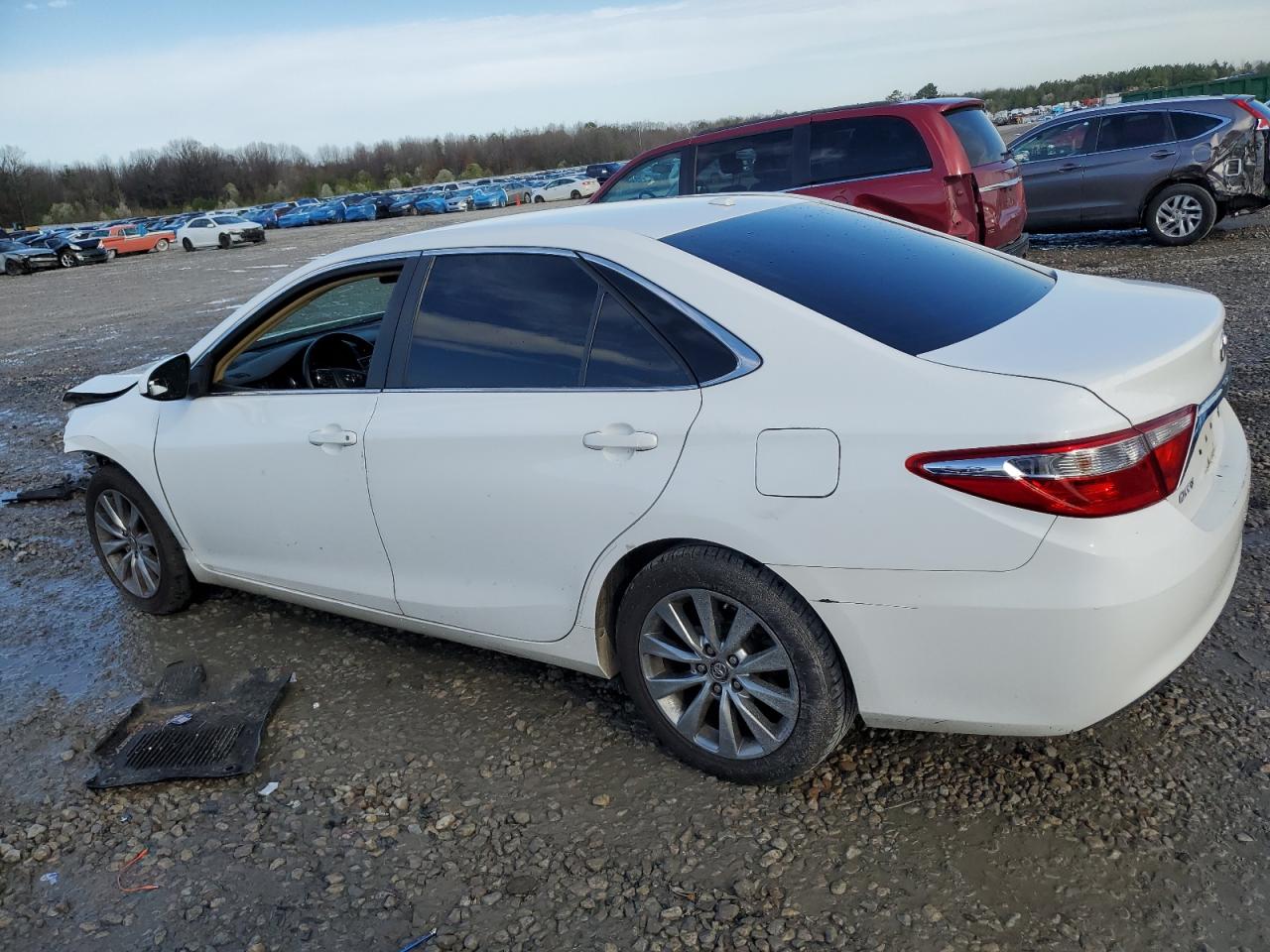 2016 Toyota Camry VIN 4T1BF1FK5GU231593 Copart auction photo, front end damage thumbnail 2