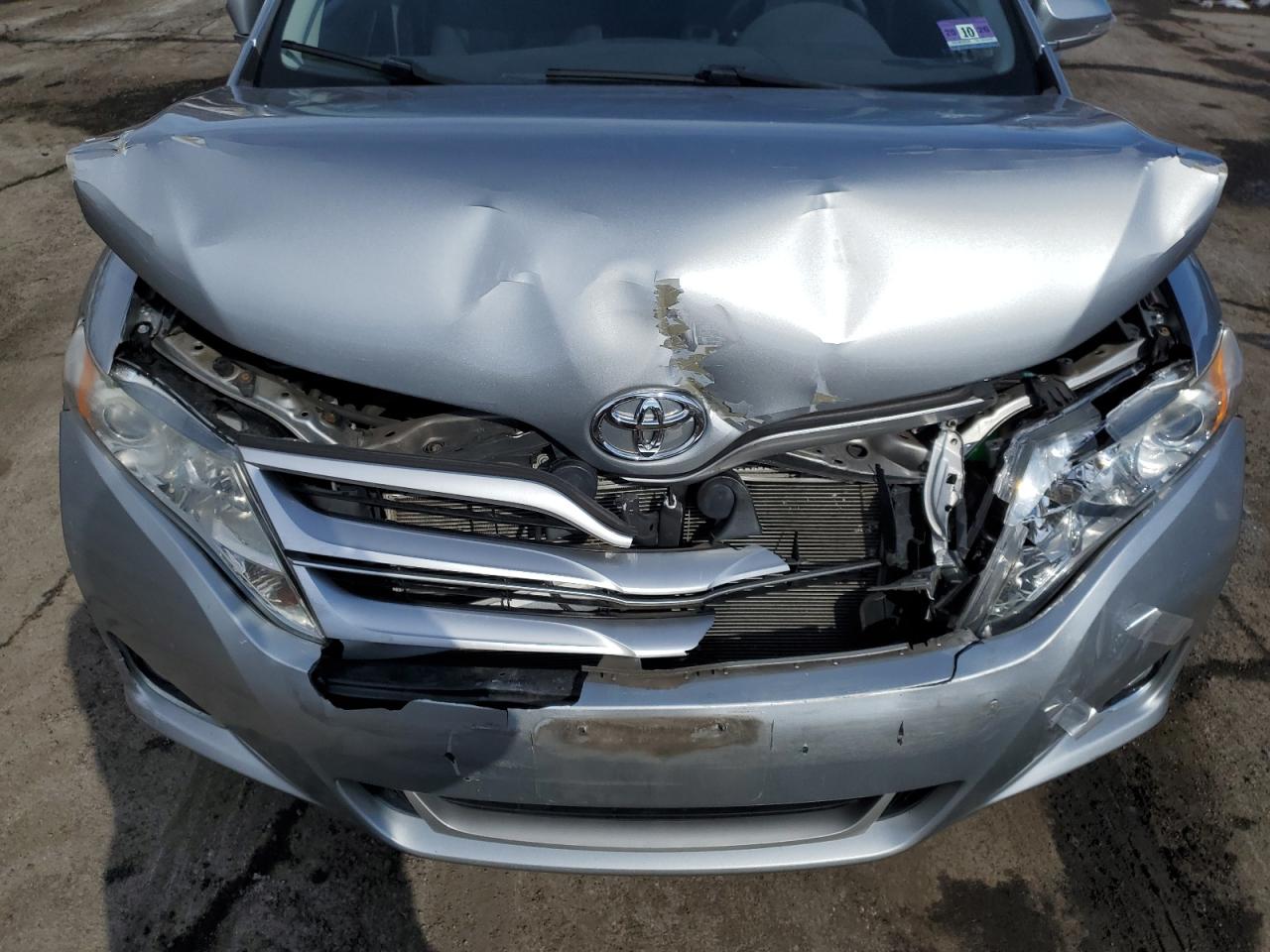 2015 Toyota Venza VIN 4T3BA3BB8FU074793 Copart auction photo, front end / minor dent/scratches damage thumbnail 12