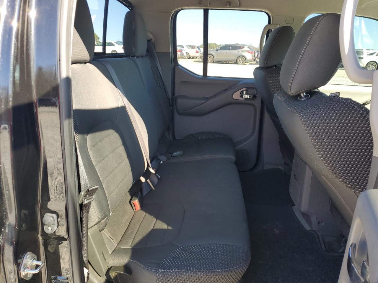 2017 Nissan Navara (Frontier) VIN 1N6AD0ER1HN775371 Copart auction photo, front end / minor dent/scratches damage thumbnail 10
