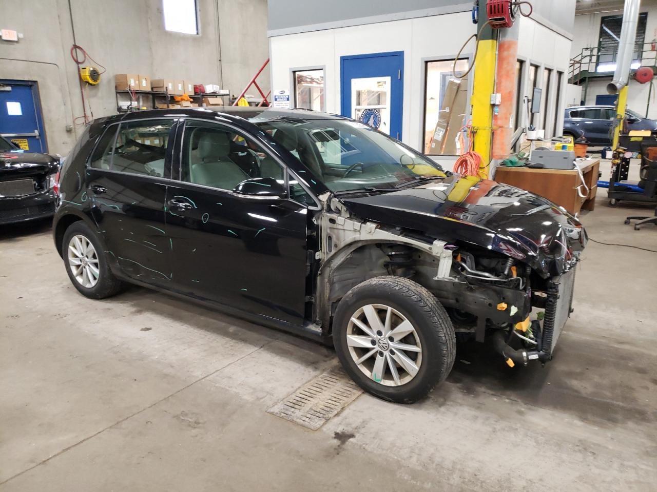 2017 Volkswagen Golf VIN 3VW217AU1HM016973 Copart auction photo, front end / minor dent/scratches damage thumbnail 4