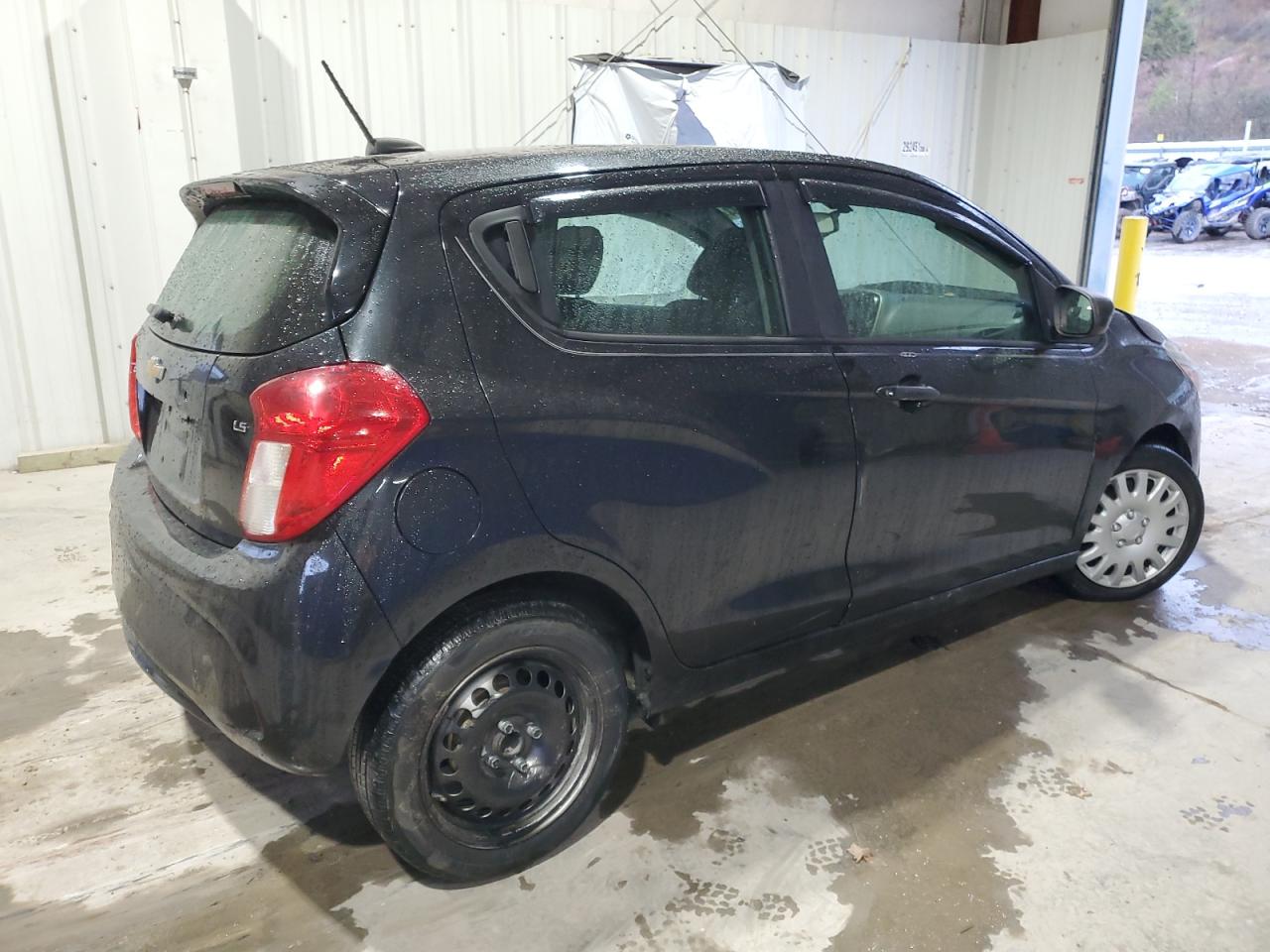 2016 Chevrolet Spark VIN KL8CB6SA1GC608997 Copart auction photo, front end / side damage thumbnail 3
