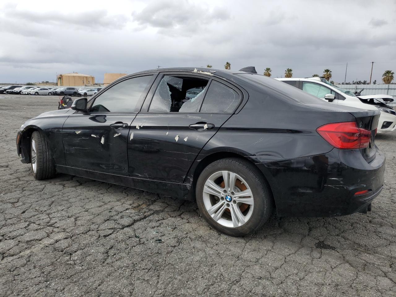 2016 BMW 3er VIN WBA8E9G55GNT86211 Copart auction photo, all over damage thumbnail 2