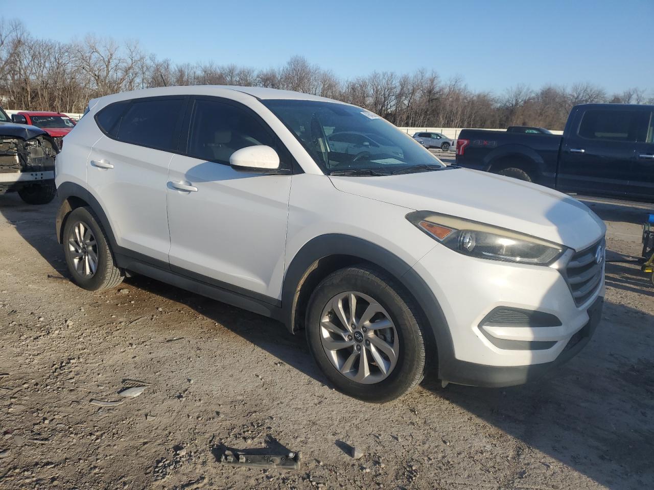 2017 Hyundai Tucson VIN KM8J23A40HU309842 Copart auction photo, rear end / minor dent/scratches damage thumbnail 4
