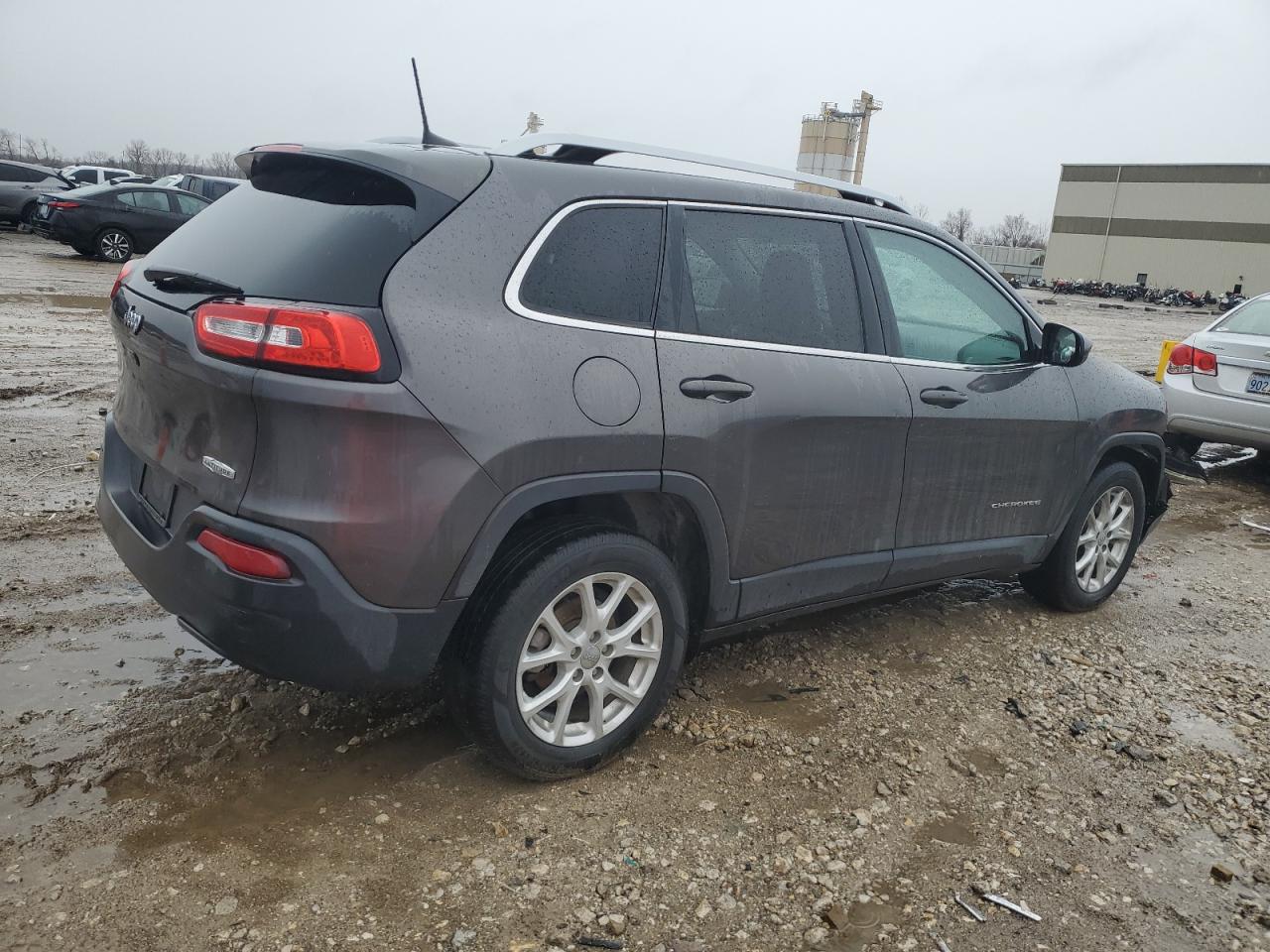 2018 Jeep Grand Cherokee VIN 1C4PJLLB0JD590799 Copart auction photo, front end damage thumbnail 3