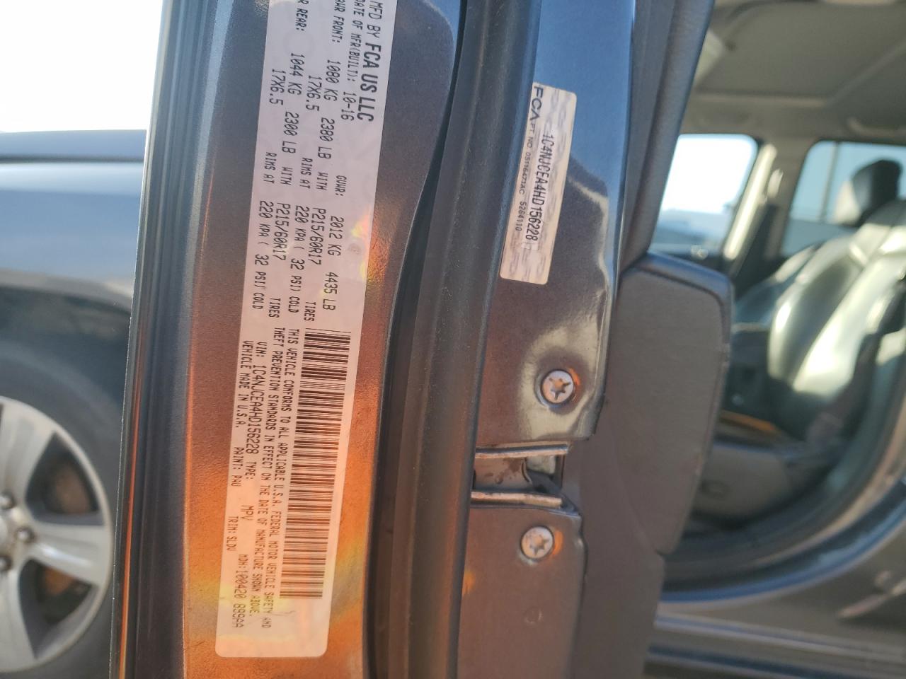 2017 Jeep Compass VIN 1C4NJCEA4HD156228 Copart auction photo, front end / undercarriage damage thumbnail 12
