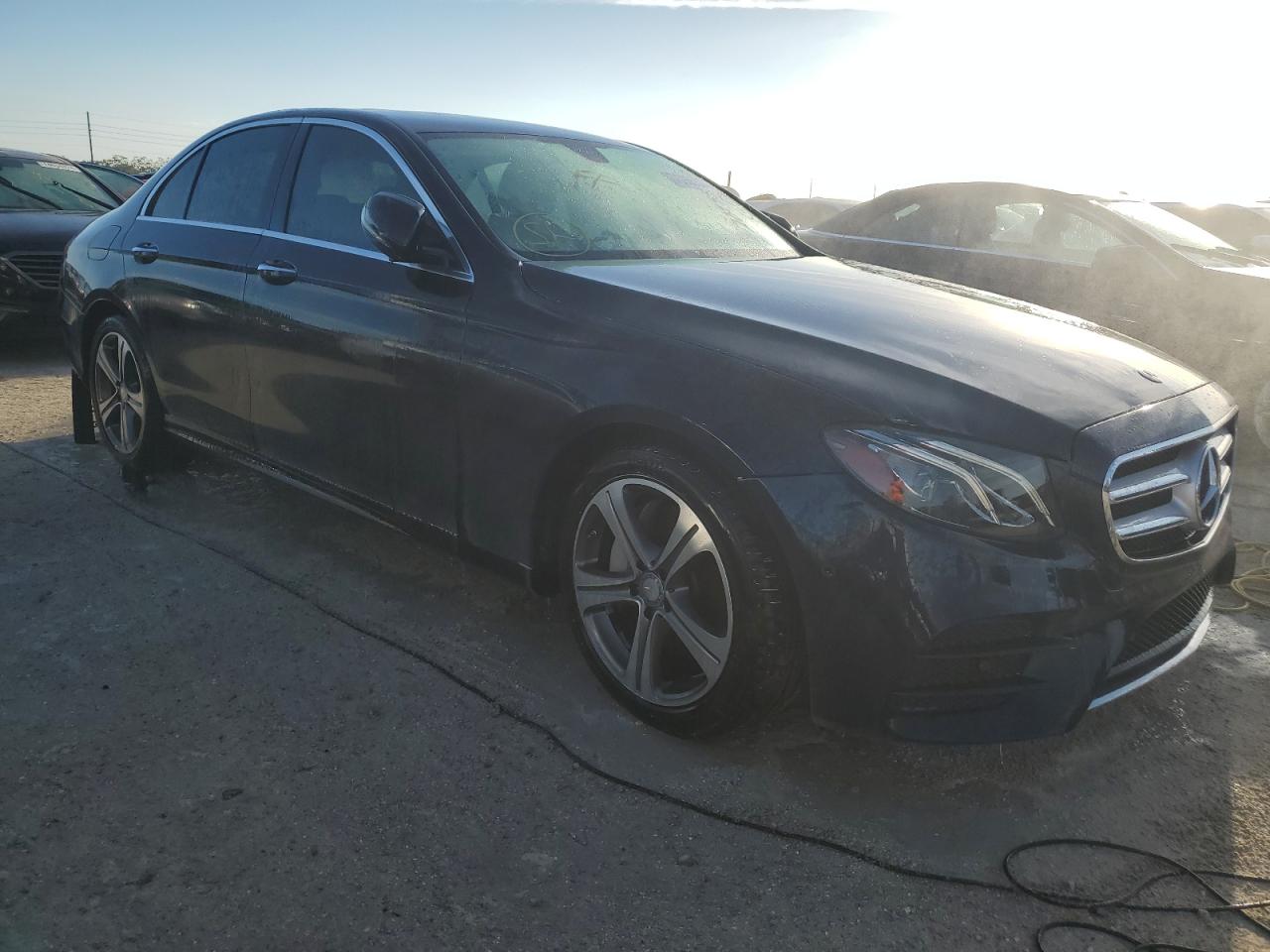 2017 Mercedes-Benz E-klasse VIN WDDZF4JB3HA101493 Copart auction photo, water/flood / rear end damage thumbnail 4