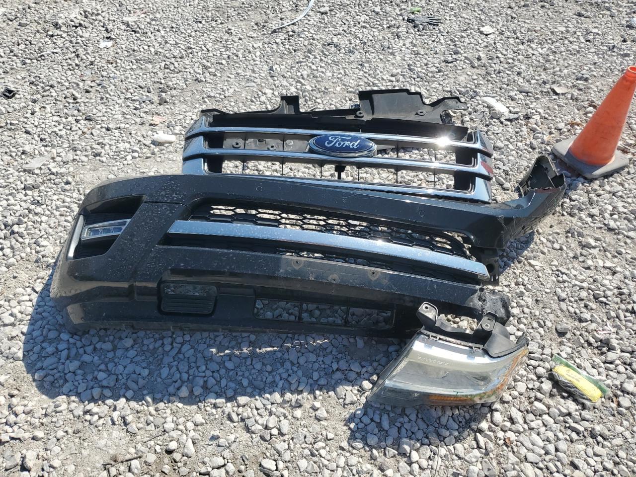 2015 Ford Expedition VIN 1FMJU1KT8FEF44615 Copart auction photo, front end damage thumbnail 13