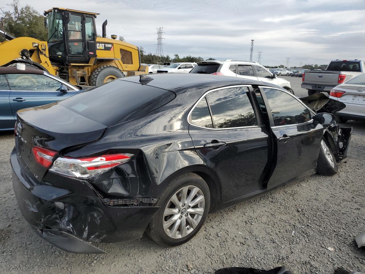 2019 Toyota Camry VIN 4T1B11HK2KU727794 Copart auction photo, front end / rear end damage thumbnail 3