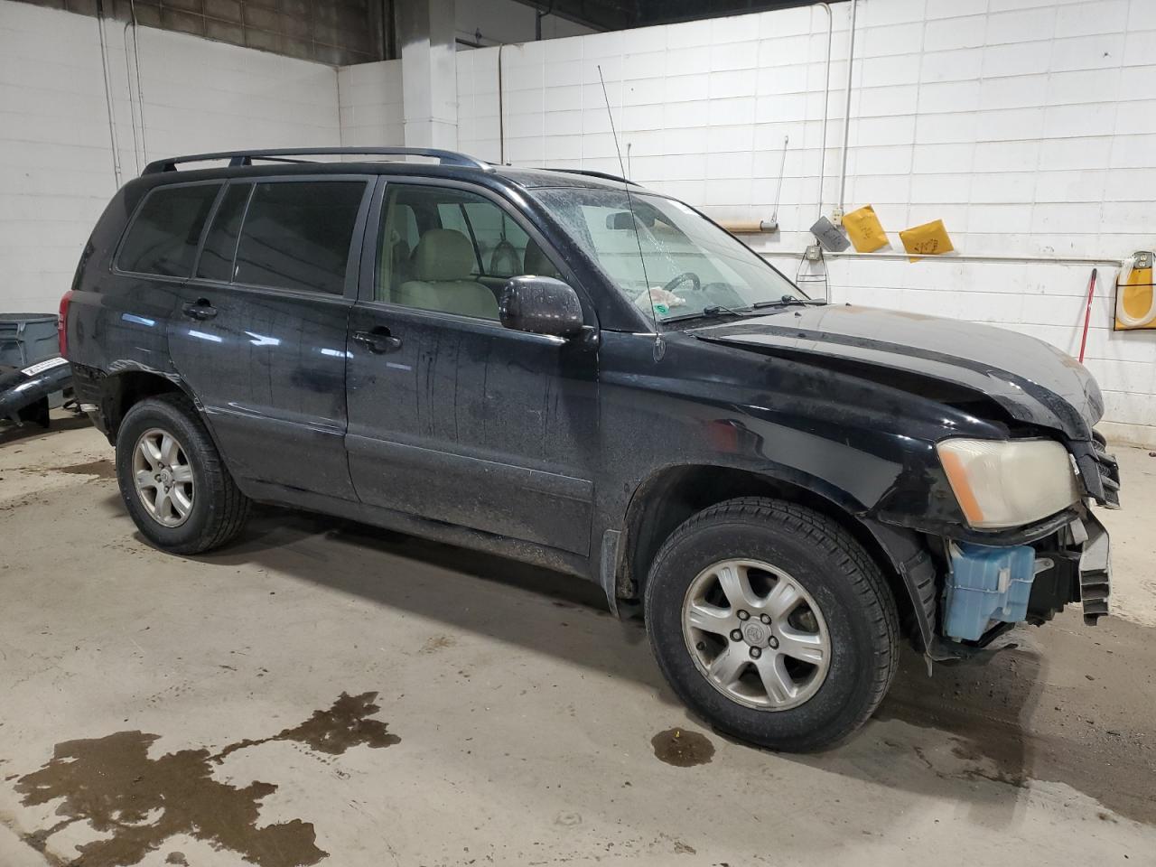 2002 Toyota Highlander VIN JTEHF21A920071524 Copart auction photo, rear end / front end damage thumbnail 4