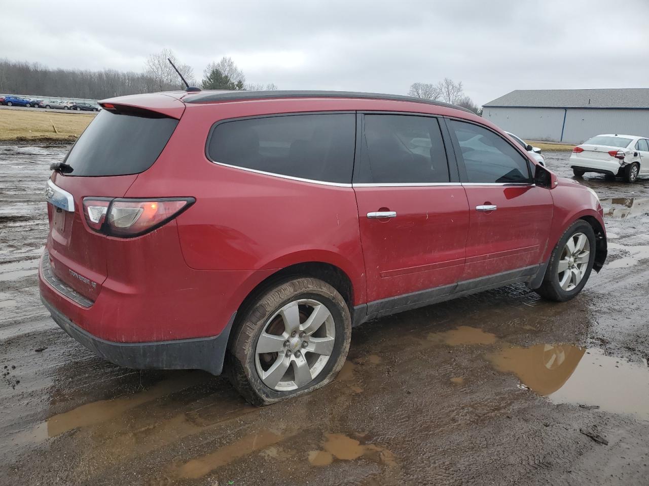 2013 Chevrolet Traverse VIN 1GNKVGKD2DJ245585 Copart auction photo, front end damage thumbnail 3