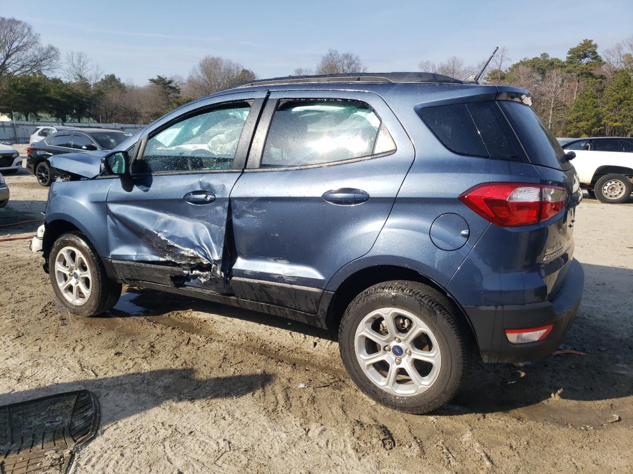 2022 Ford EcoSport VIN MAJ6S3GL0NC464830 Copart auction photo, front end / side damage thumbnail 2