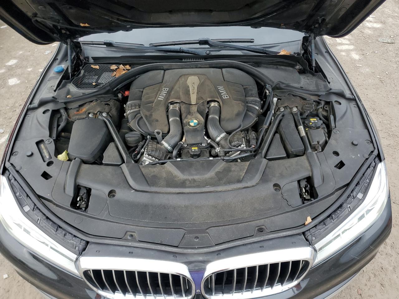 2018 BMW 7er VIN WBA7F2C52JG423636 Copart auction photo, side / minor dent/scratches damage thumbnail 11