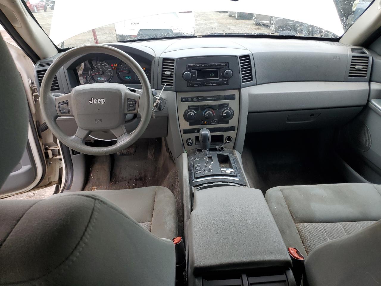 2005 Jeep Grand Cherokee VIN 1J4HR48N15C578513 Copart auction photo, front end / minor dent/scratches damage thumbnail 8
