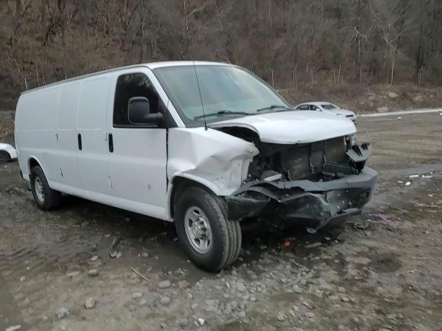 2017 Chevrolet Express VIN 1GCWGBFF2H1336512 Copart auction photo, front end / minor dent/scratches damage thumbnail 12