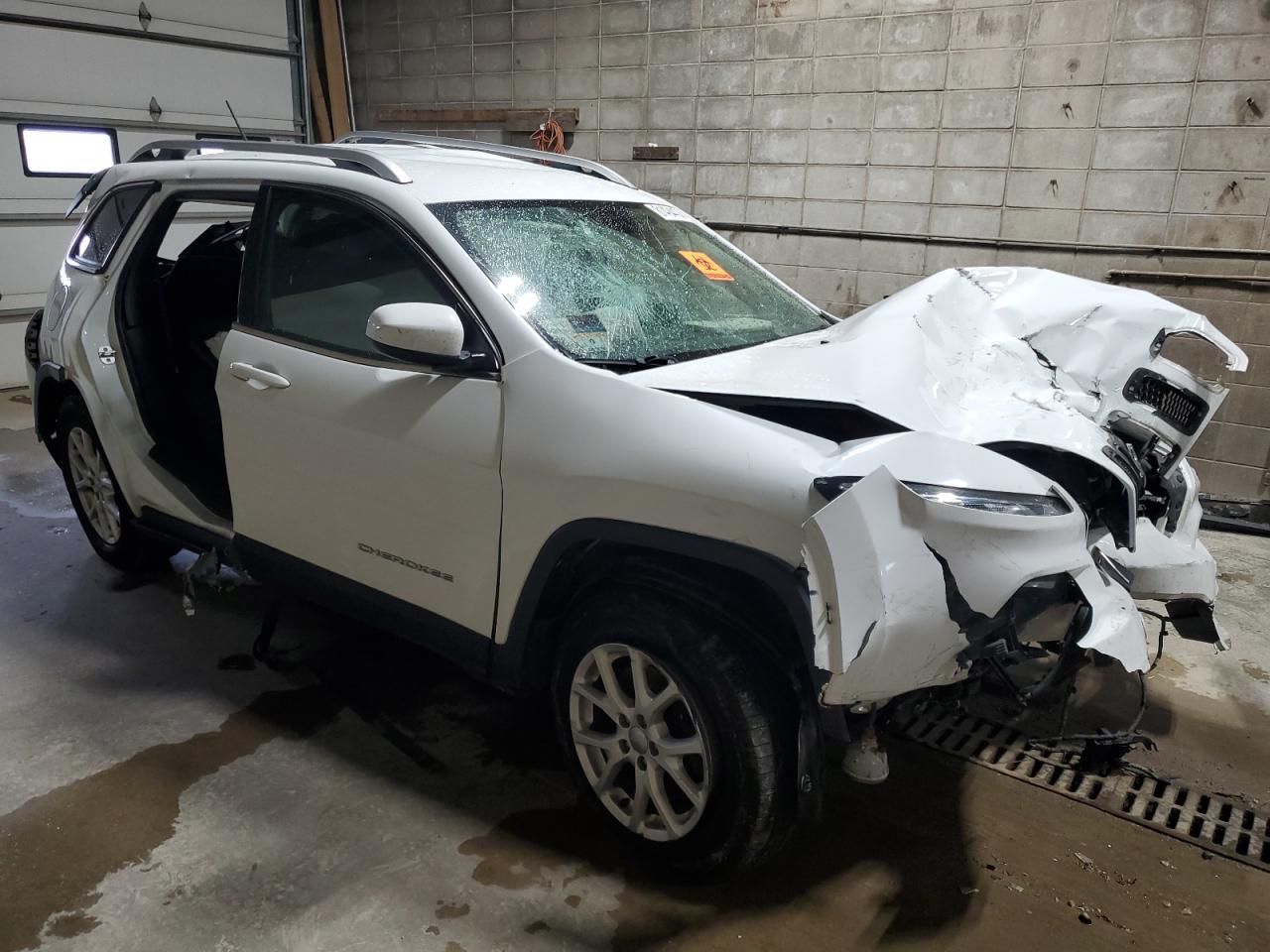2015 Jeep Grand Cherokee VIN 1C4PJMCBXFW546150 Copart auction photo, all over damage thumbnail 4