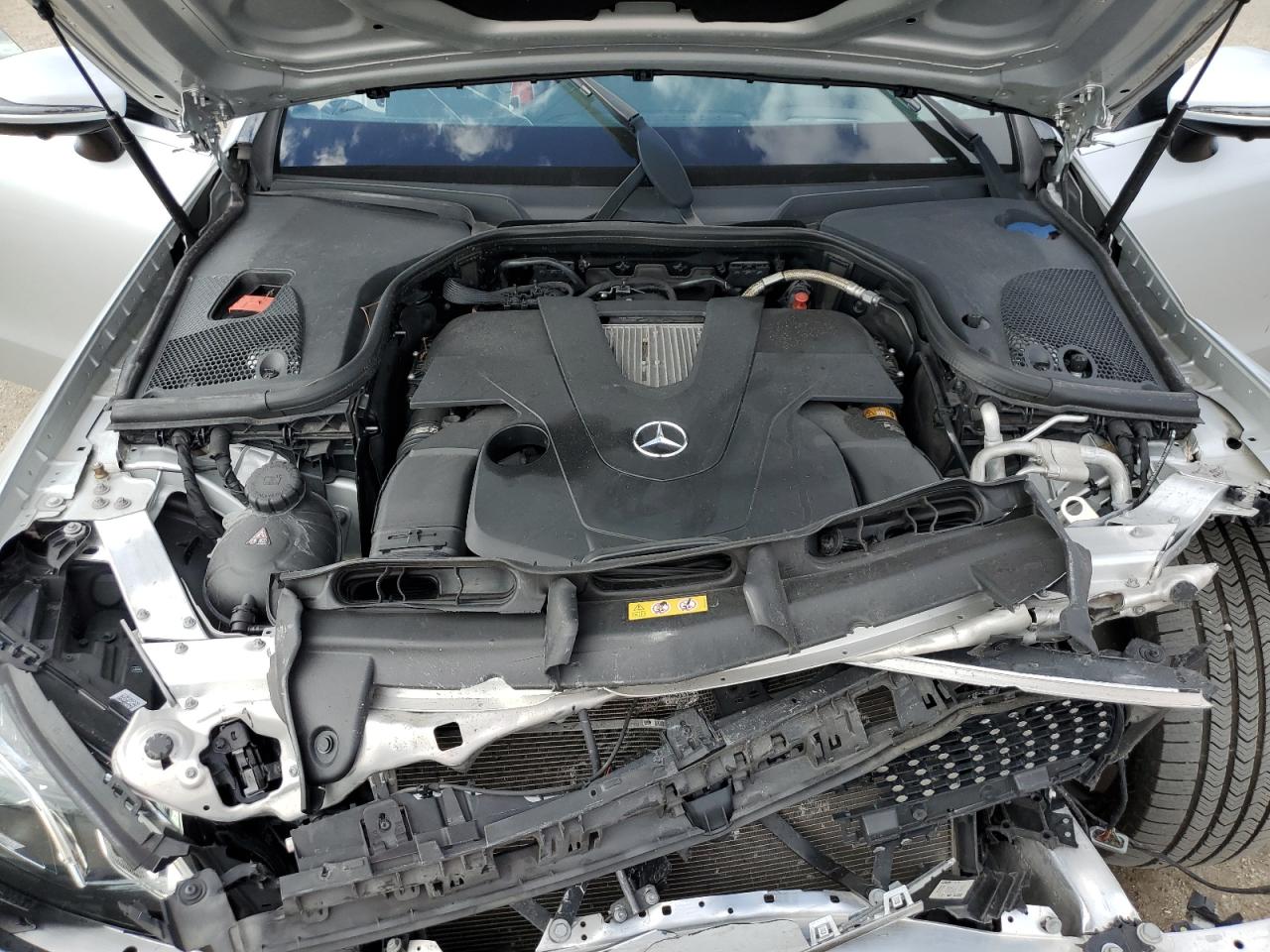2020 Mercedes-Benz E-klasse VIN WDD1K6HB4LF126568 Copart auction photo, front end damage thumbnail 11