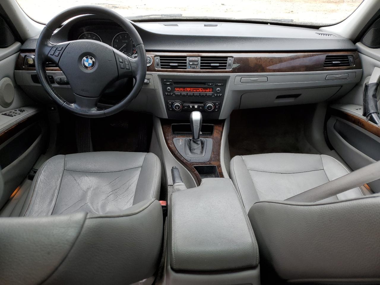 2011 BMW 3er VIN WBAPH7C51BE678332 Copart auction photo, front end damage thumbnail 8