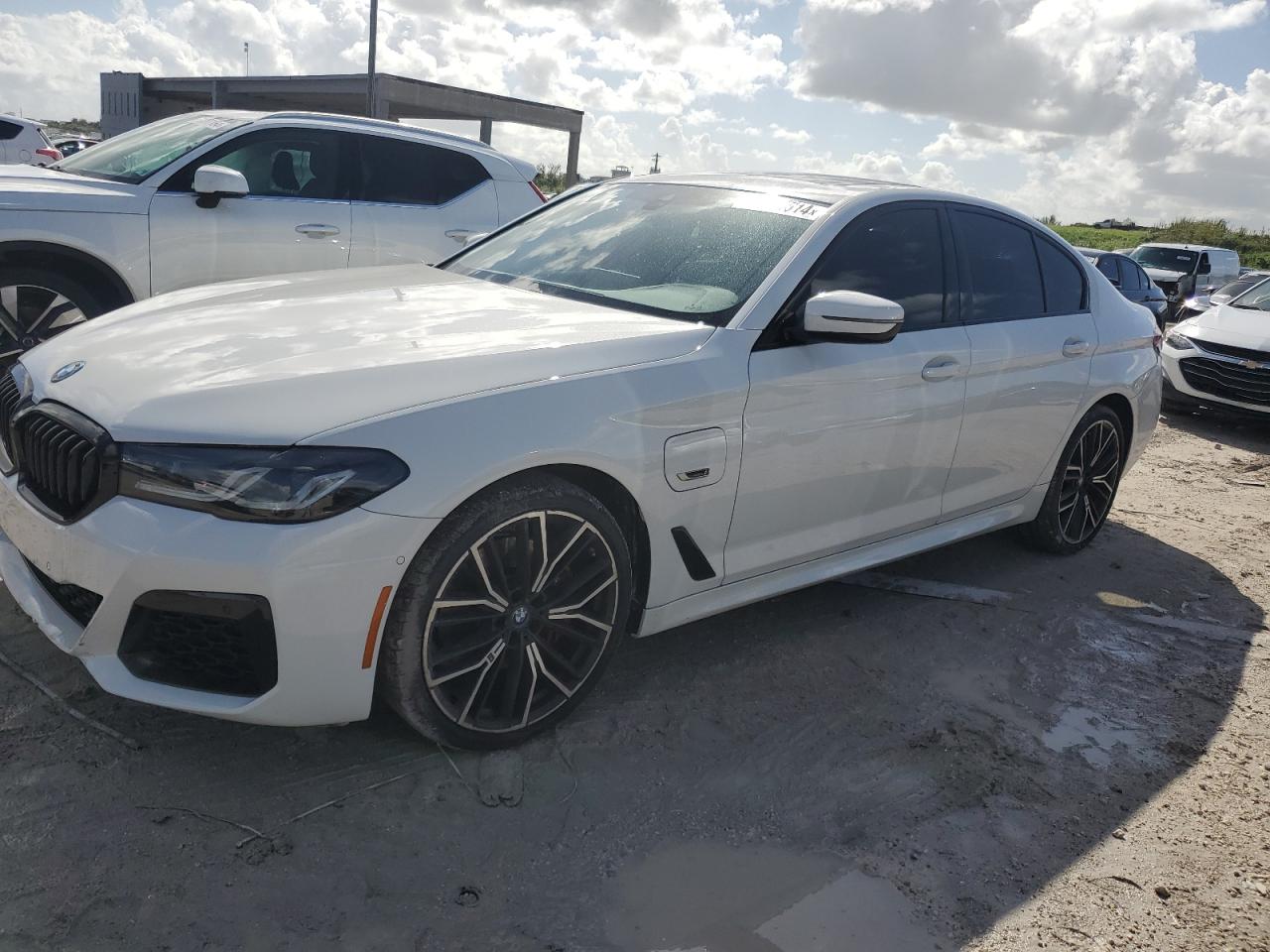 2022 BMW 5er VIN WBA13AG03NCK29539
