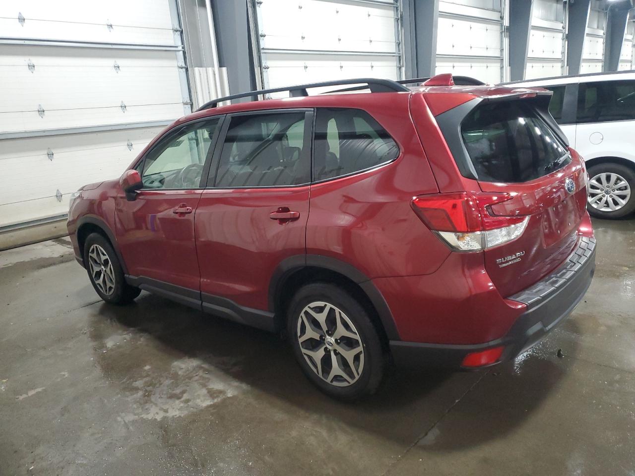 2021 Subaru Forester VIN JF2SKAJC3MH470968 Copart auction photo, front end / side damage thumbnail 2
