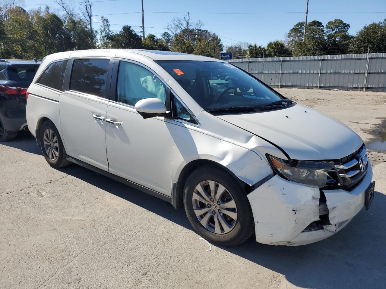 2015 Honda Odyssey VIN 5FNRL5H61FB125703 Copart auction photo, frame damage damage thumbnail 4