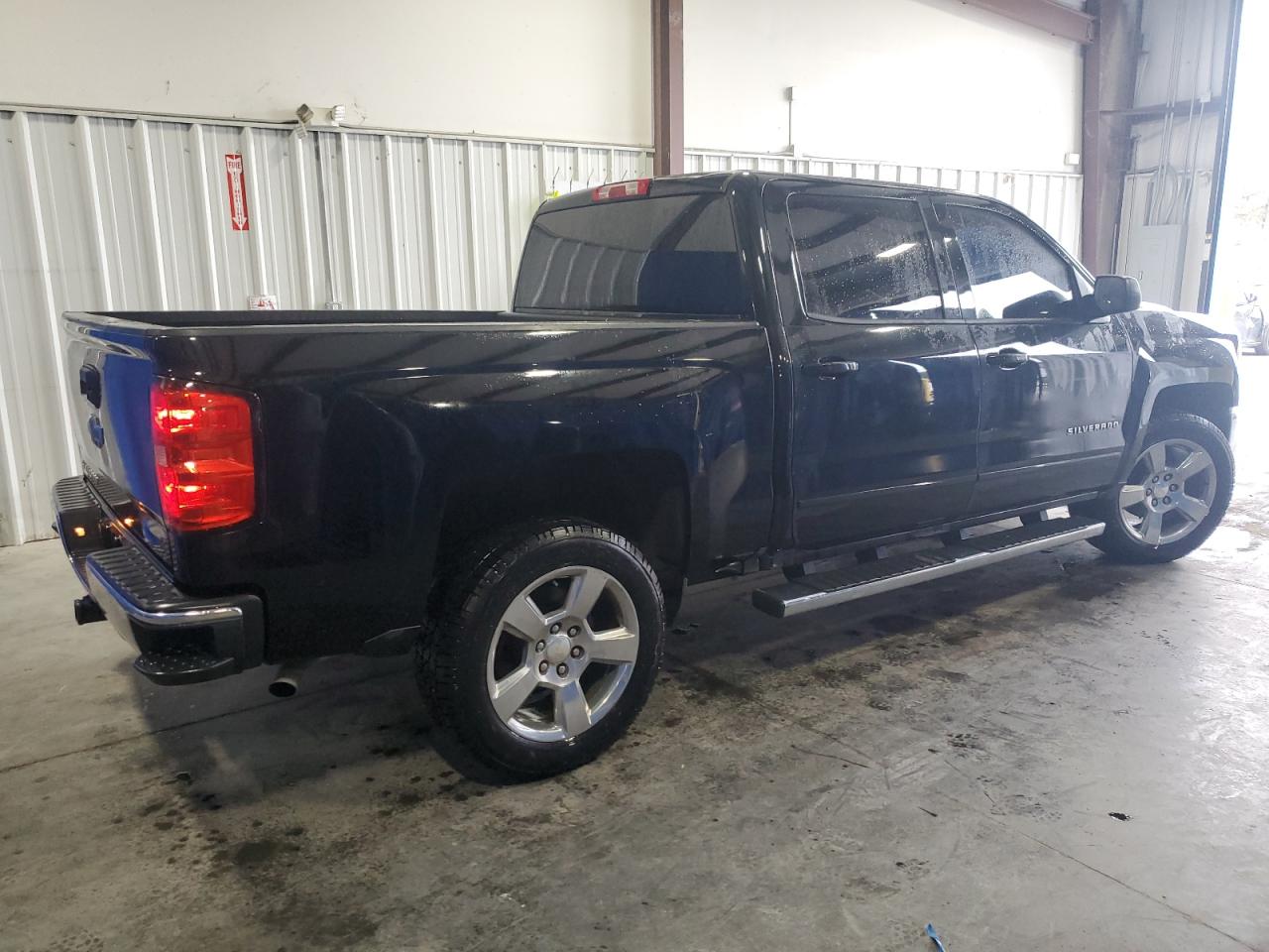 2018 Chevrolet Silverado VIN 3GCPCREC7JG417464 Copart auction photo, mechanical damage thumbnail 3