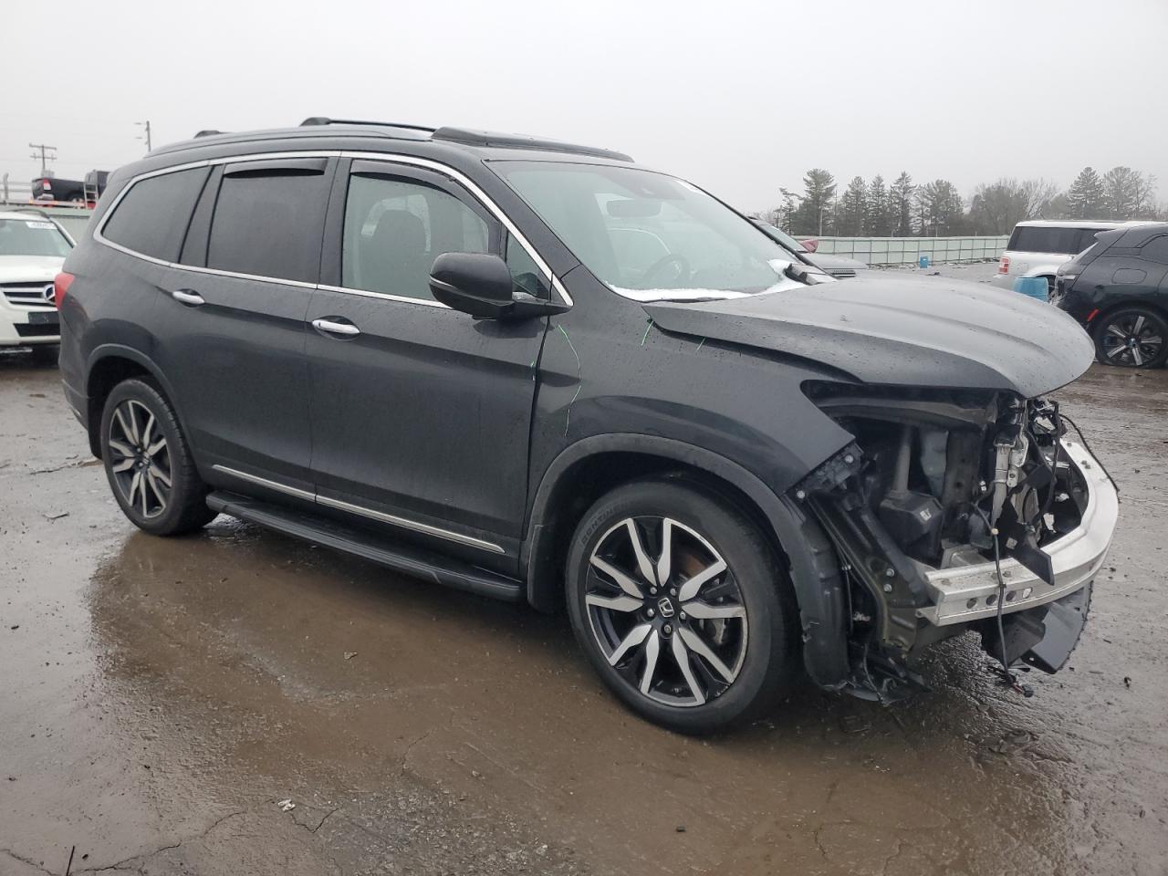 2021 Honda Pilot VIN 5FNYF6H91MB040036 Copart auction photo, front end damage thumbnail 4