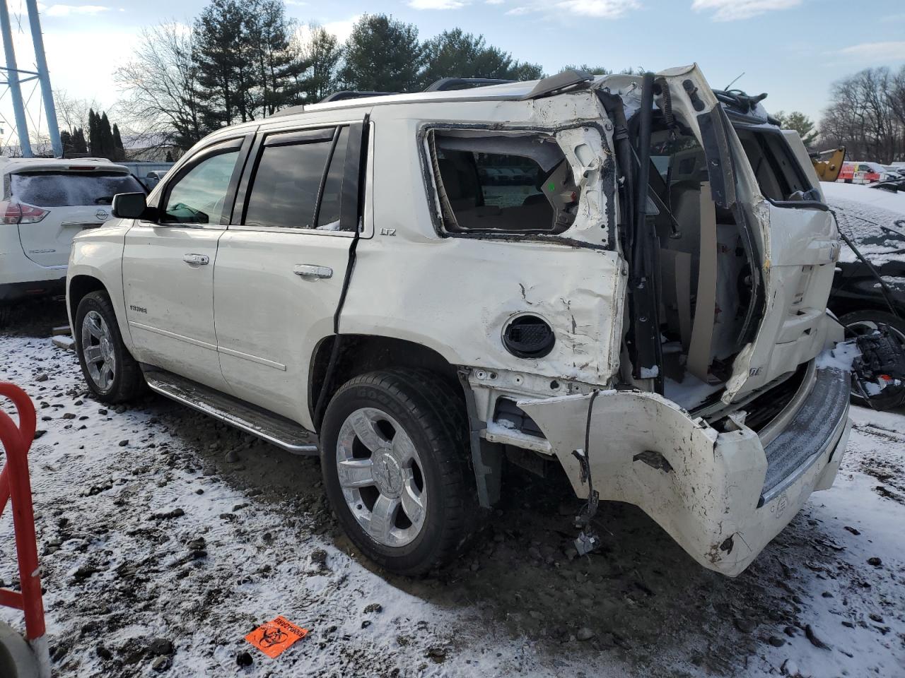 2015 Chevrolet Tahoe VIN 1GNSKCKC5FR273488 Copart auction photo, side damage thumbnail 2