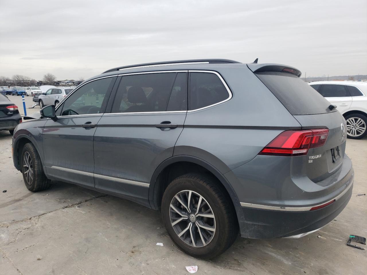 2020 Volkswagen Tiguan VIN 3VV3B7AX7LM181564 Copart auction photo, front end damage thumbnail 2