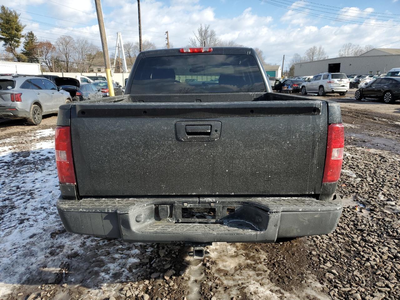2011 Chevrolet Silverado VIN 1GCPKSE32BF145094 Copart auction photo, minor dent/scratches damage thumbnail 6