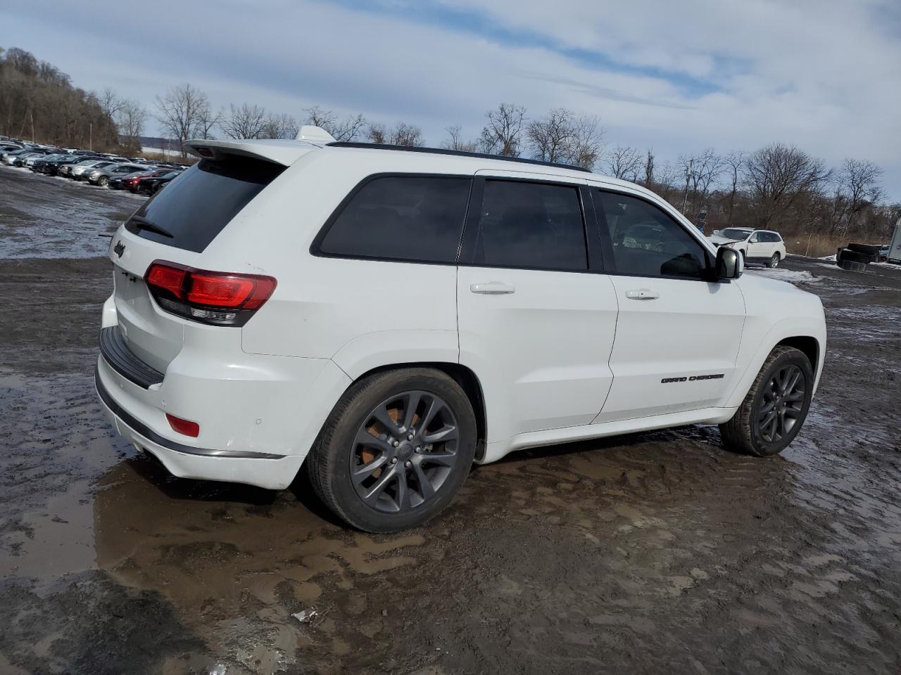 2019 Jeep Grand Cherokee VIN 1C4RJFCG6KC829480 Copart auction photo, rear end damage thumbnail 3