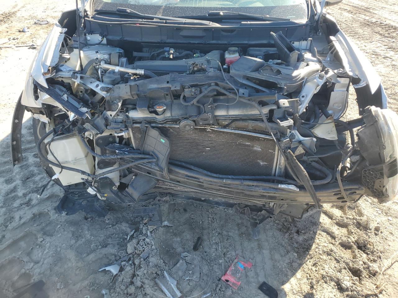 2015 Nissan Rogue VIN KNMAT2MV9FP522767 Copart auction photo, front end / side damage thumbnail 14