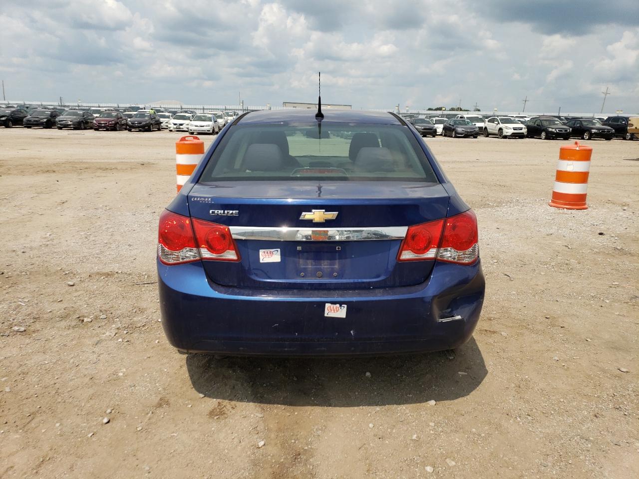 2013 Chevrolet Cruze VIN 1G1PA5SH6D7286647 Copart auction photo, hail / side damage thumbnail 6