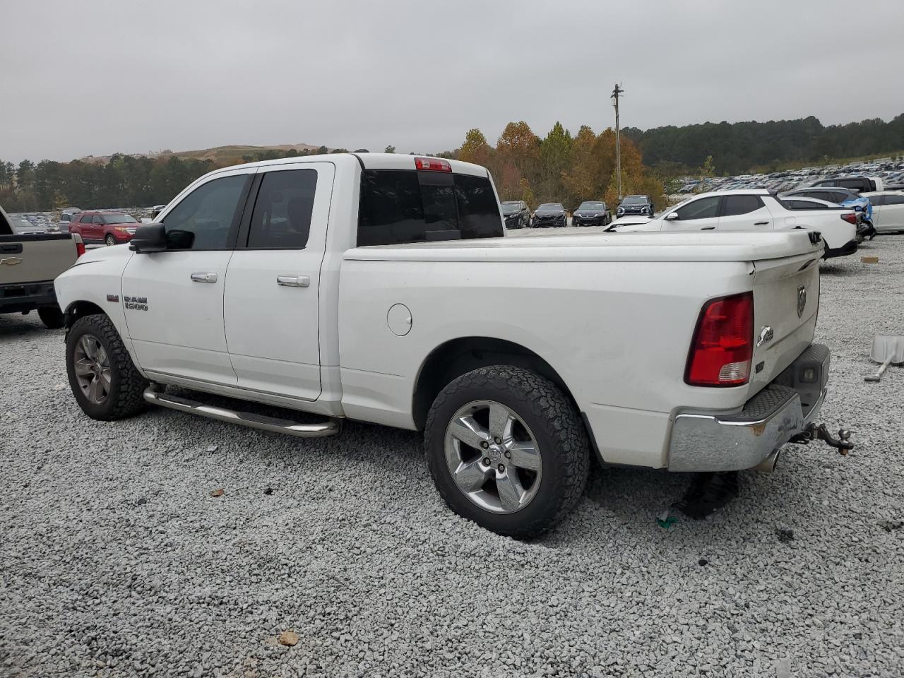 2015 RAM 1500 VIN 1C6RR6GT4FS569471 Copart auction photo, front end damage thumbnail 2