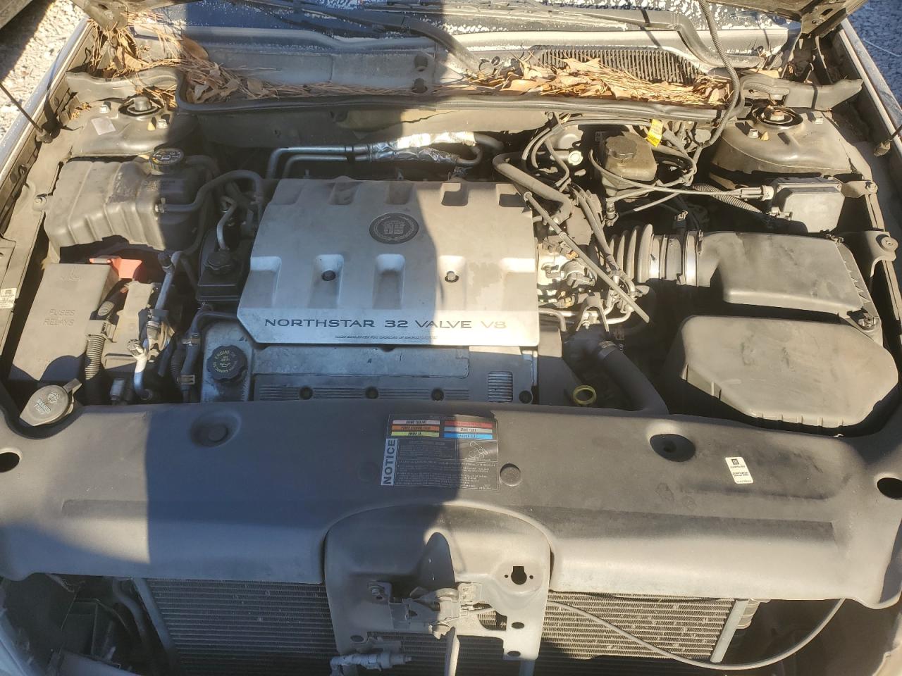 2000 Cadillac De Ville VIN 1G6KD54Y7YU324001 Copart auction photo, rear end damage thumbnail 11
