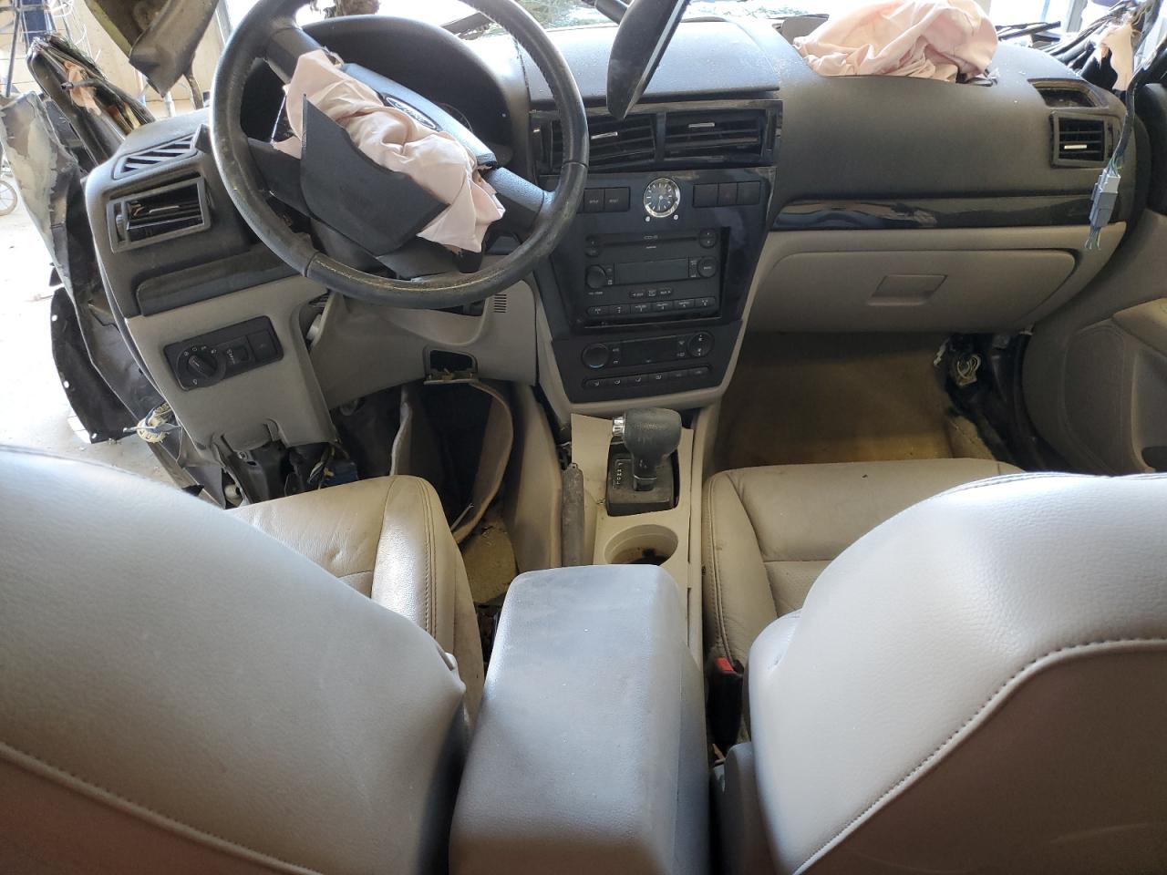2007 Ford Fusion VIN 3FAHP08Z87R207754 Copart auction photo, rollover / all over damage thumbnail 8