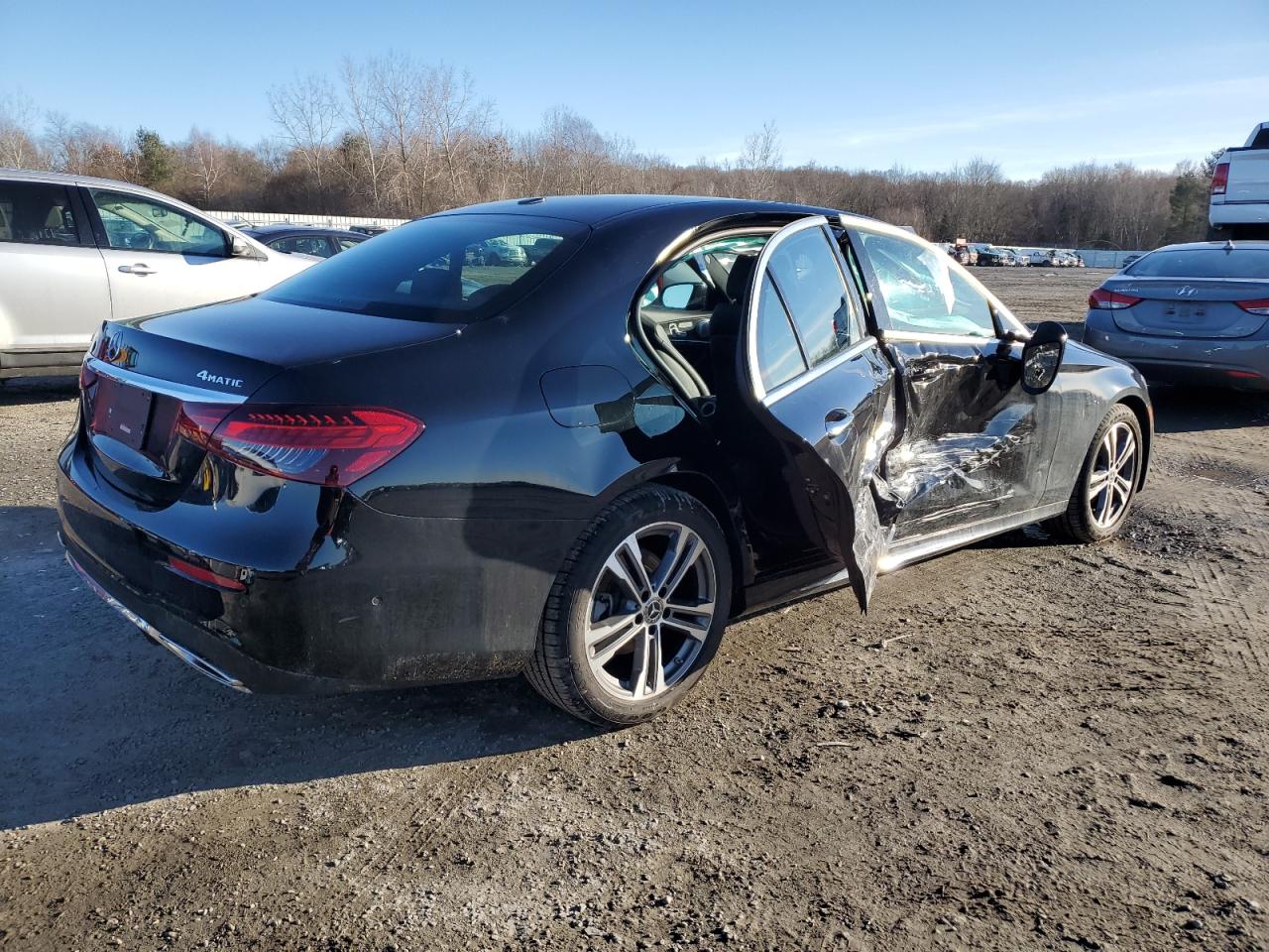 2023 Mercedes-Benz E-klasse VIN W1KZF8EBXPB177044 Copart auction photo, side damage thumbnail 3