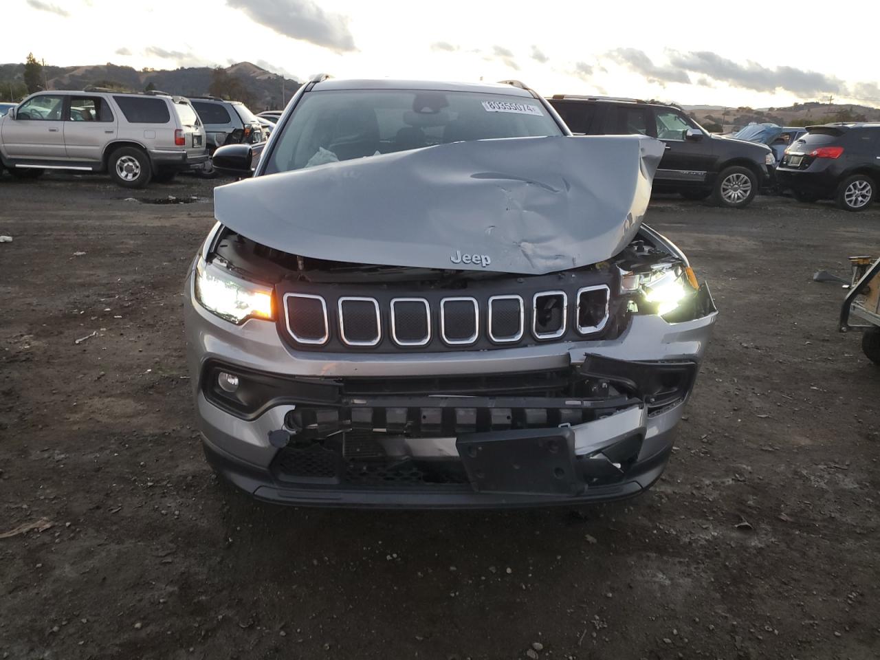 2022 Jeep Compass VIN 3C4NJCBBXNT176308 Copart auction photo, front end / side damage thumbnail 5