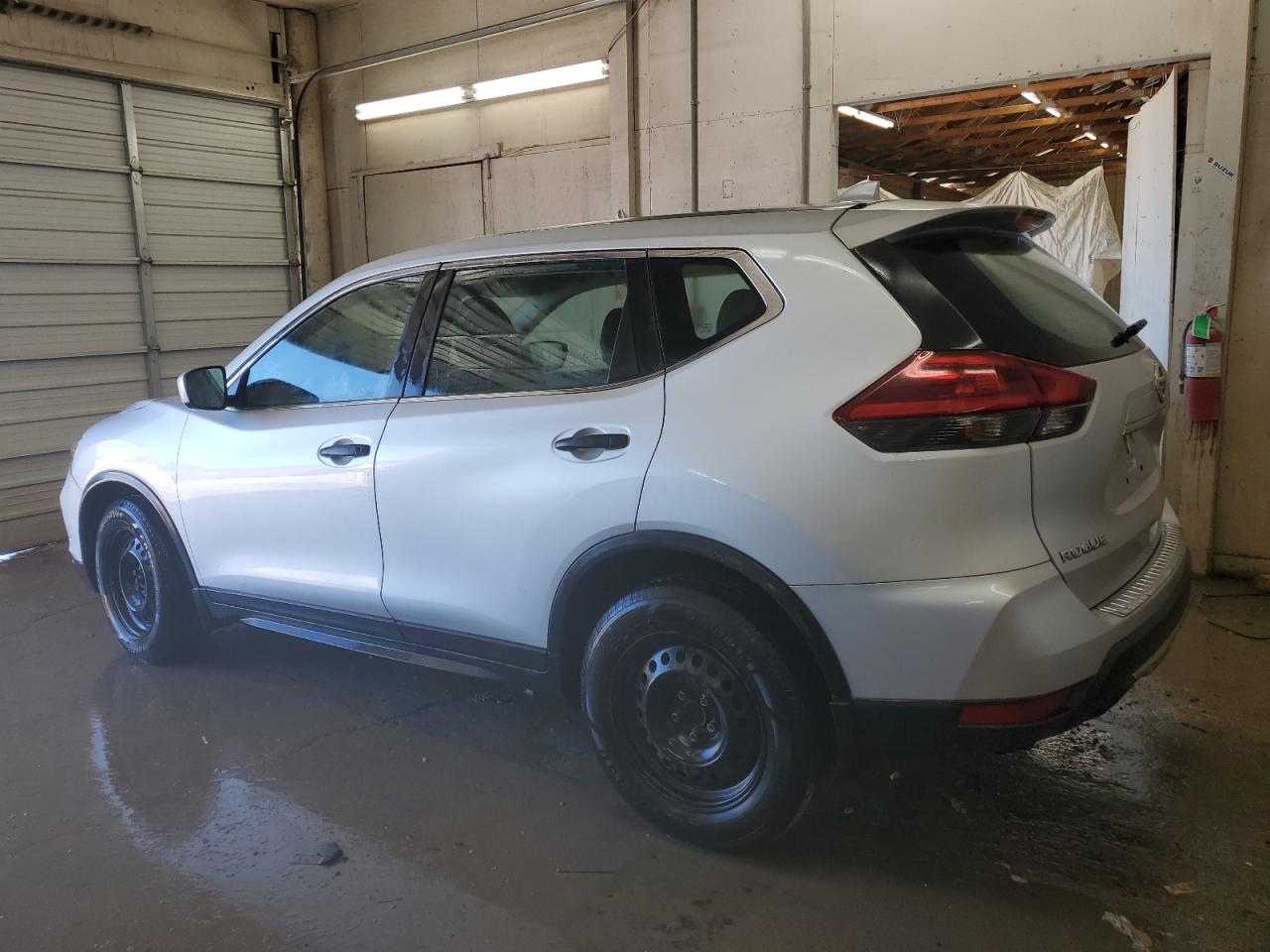 2018 Nissan Rogue VIN 5N1AT2MT9JC757289 Copart auction photo, front end damage thumbnail 2