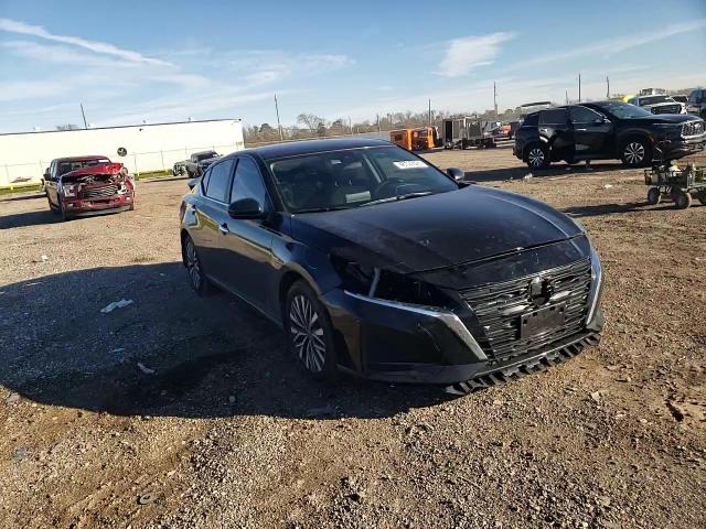 2024 Nissan Altima VIN 1N4BL4DV4RN380737 Copart auction photo, rear end / minor dent/scratches damage thumbnail 10
