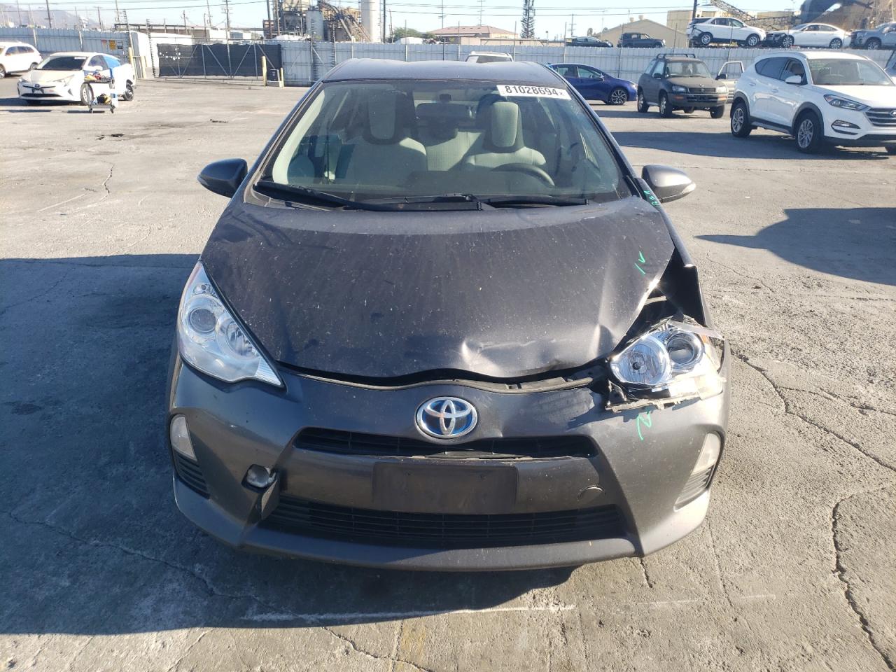 2014 Toyota Prius VIN JTDKDTB38E1572814 Copart auction photo, front end damage thumbnail 5