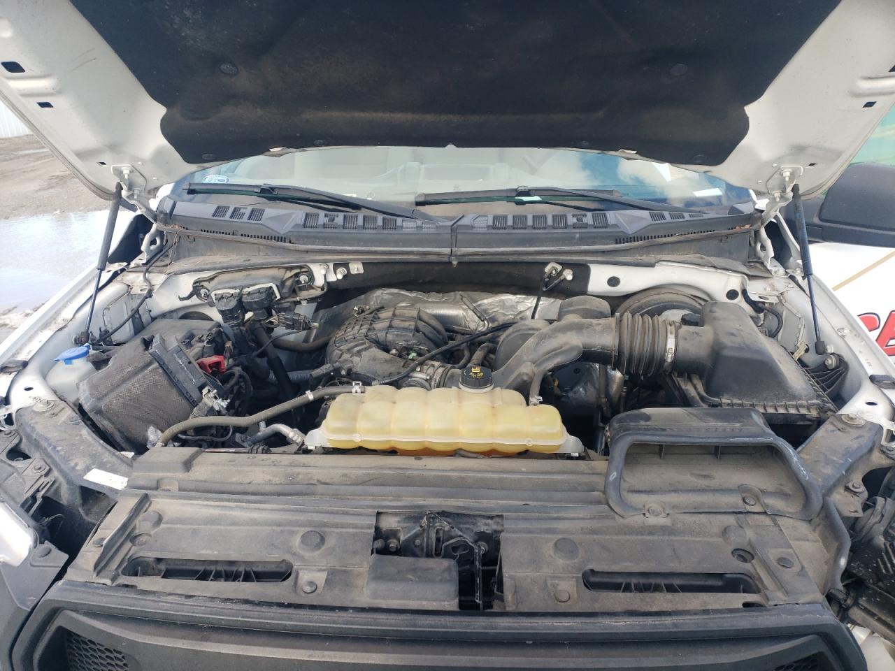 2017 Ford F-150 VIN 1FTMF1C83HKE34114 Copart auction photo, front end / side damage thumbnail 11