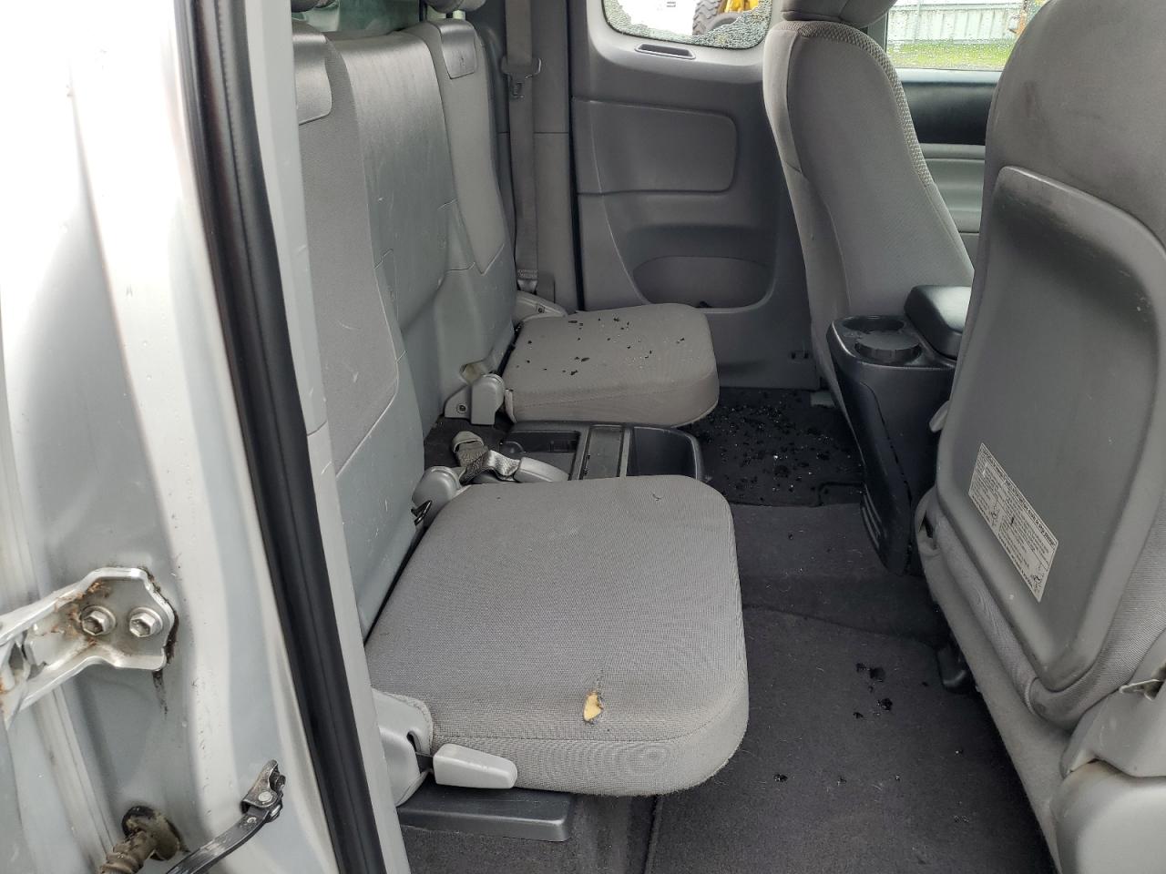 2013 Toyota Tacoma VIN 5TFTX4CN6DX027353 Copart auction photo, vandalism / all over damage thumbnail 10