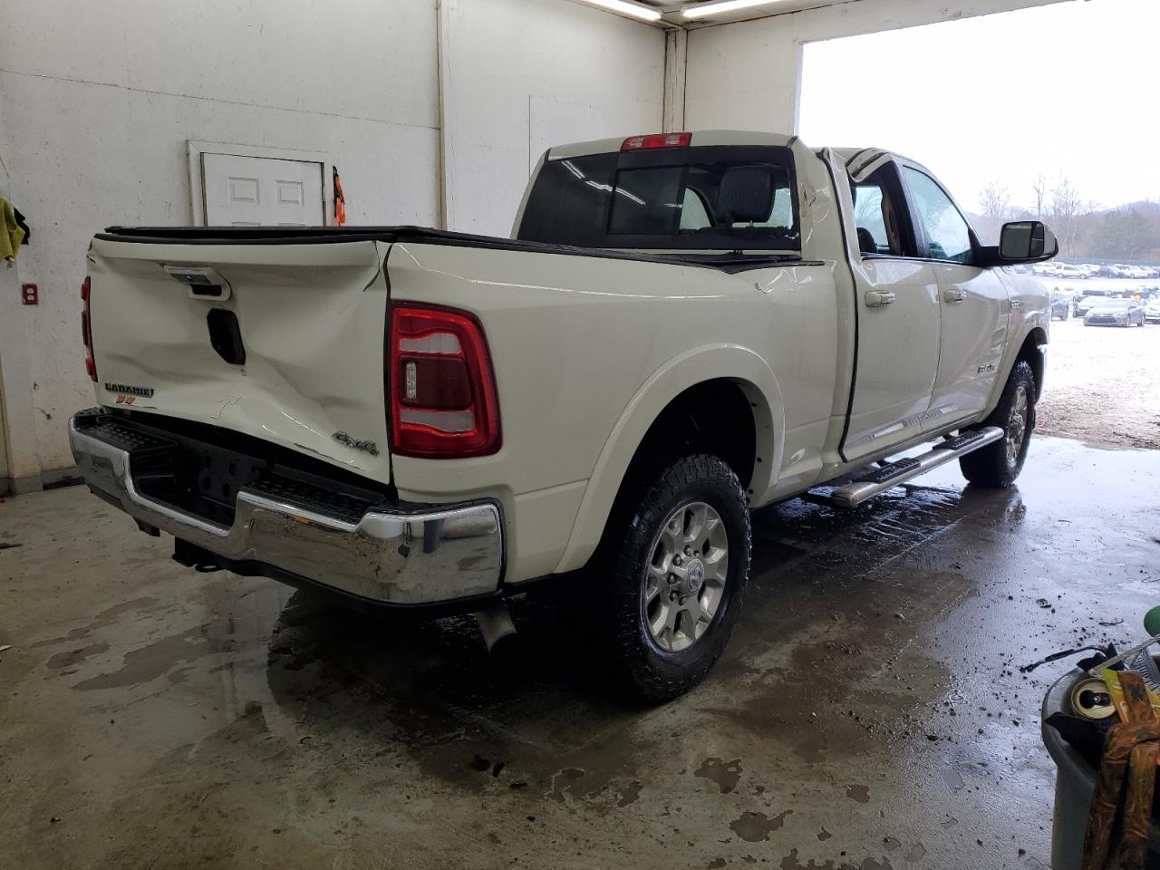 2020 RAM 2500 VIN 3C6UR5FJ1LG310217 Copart auction photo, top/roof / rear end damage thumbnail 3