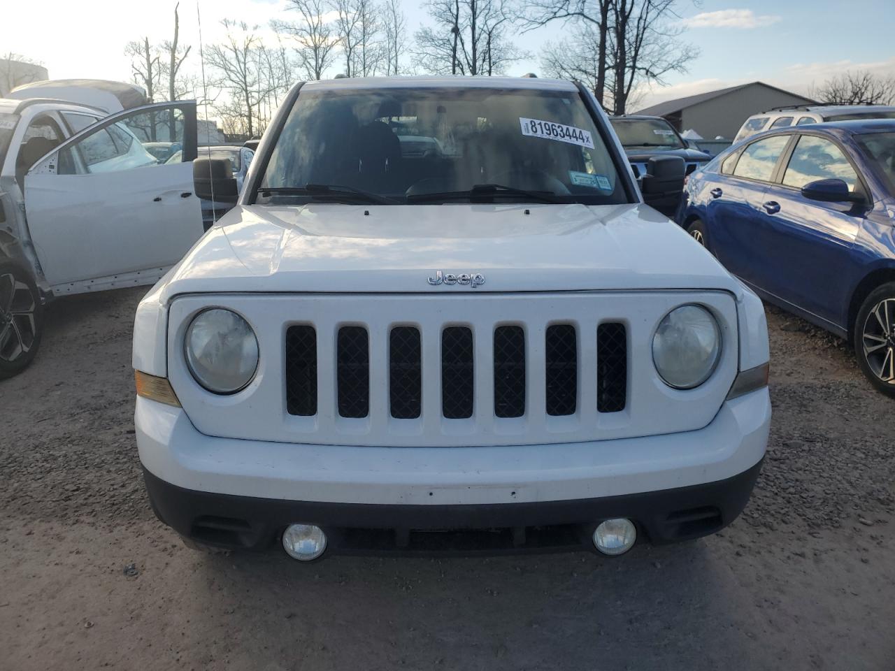 2012 Jeep Liberty (Patriot) VIN 1C4NJRFB1CD659542 Copart auction photo, rear end / minor dent/scratches damage thumbnail 5