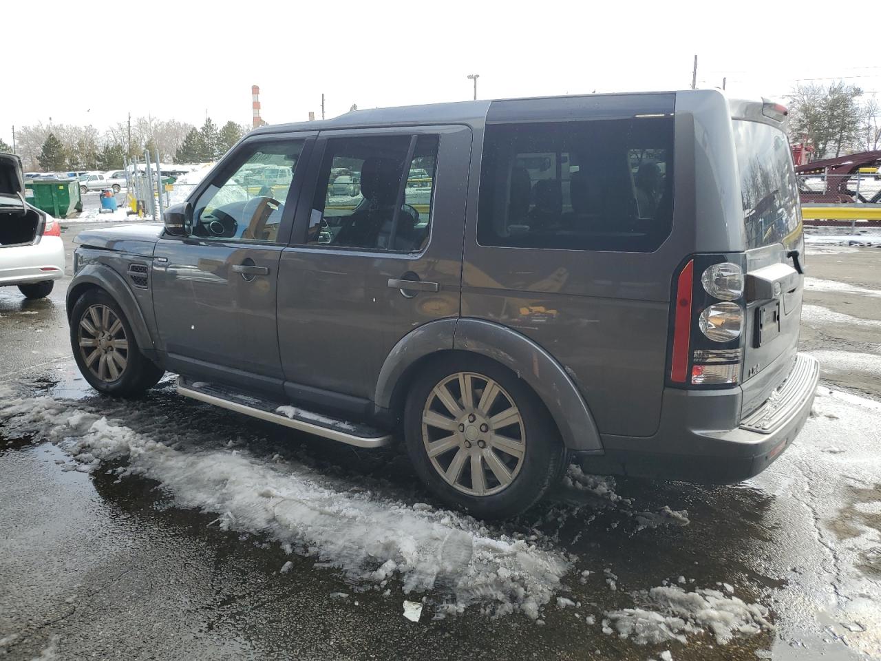 2016 Land Rover LR4 VIN SALAC2V64GA833298 Copart auction photo, minor dent/scratches damage thumbnail 2