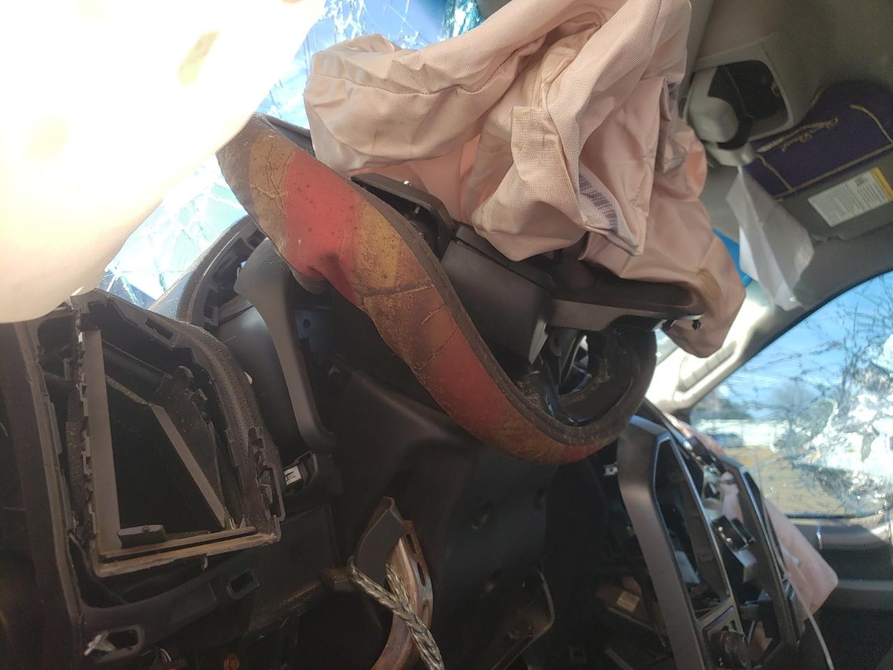 2015 Ford F-150 VIN 1FTEX1CPXFFB47707 Copart auction photo, front end / side damage thumbnail 9